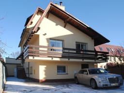 "M2" mit privatem Balkon