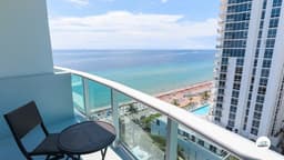 Komffy Penthouse w/Queen Bed & Ocean View at Tides