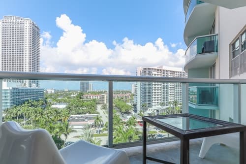 Intercostal View condo at Tides w/ 2 Queens