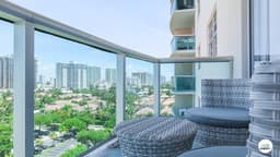 Komffy Apartment w/2 Queen Beds & panoramic view