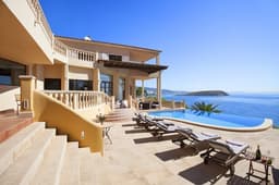 Escape to Luxury: Rent Mallorca Villa 1452