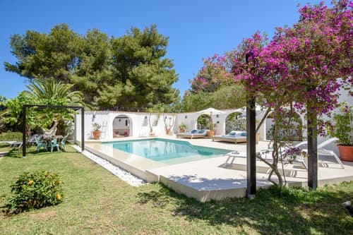 Chic and Stylish Villa in Ibiza City, 1050