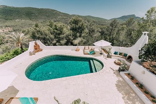 Luxurious 4 Bedroom Villa in Ibiza City, 1273