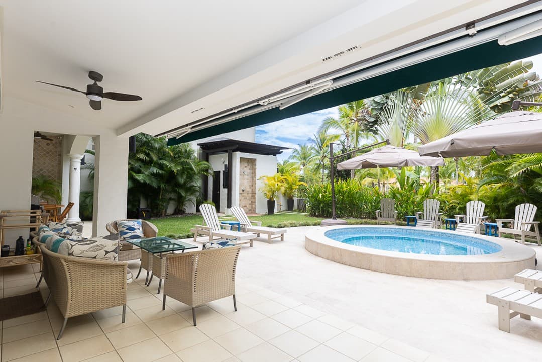 The Majestic Condo by AcoModo @ Buenaventura