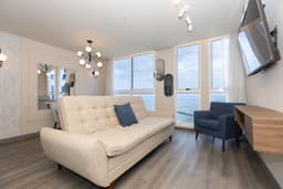 The Radiant Condo - Ave. Balboa (Ocean Front)