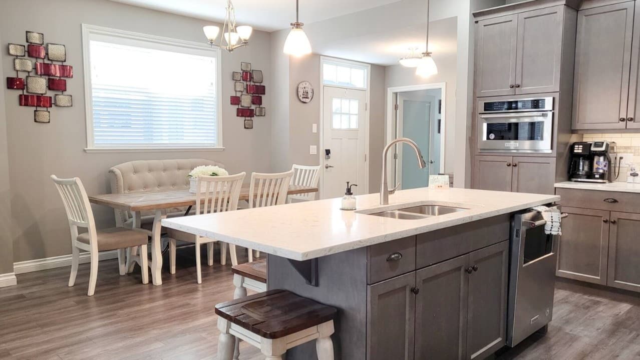 Viognier Cottage - Walk to pools and beach #9