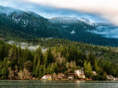 best time to visit Lake Sutherland