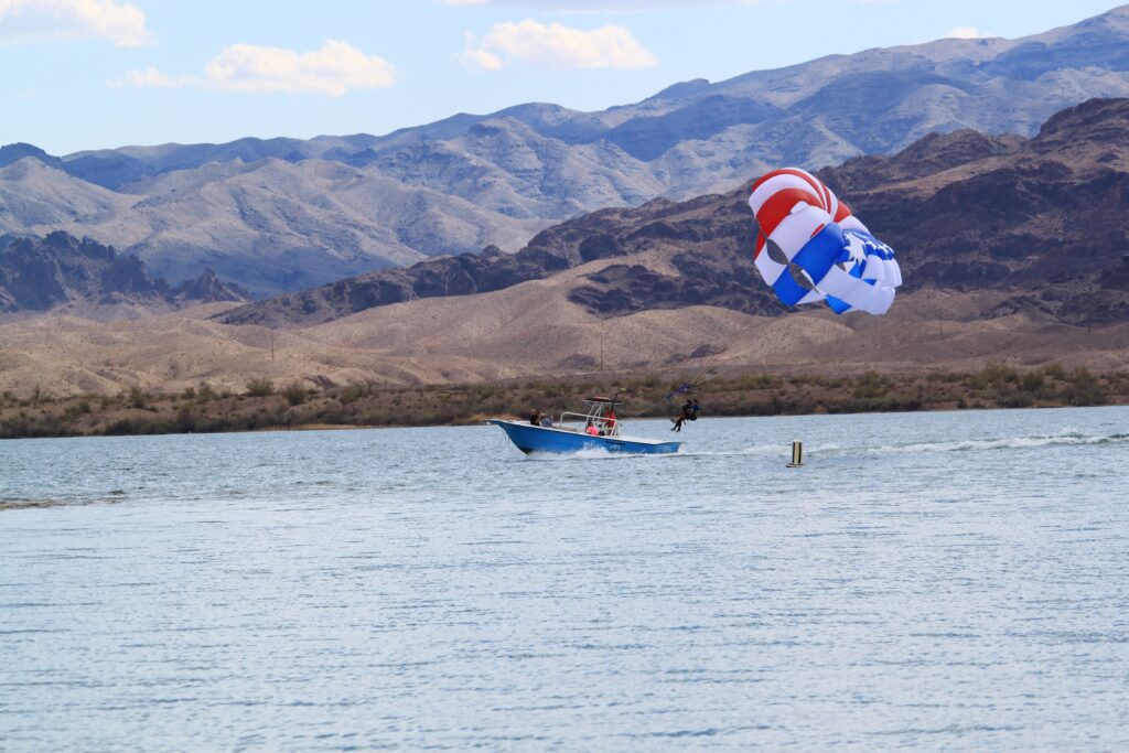 lake havasu boat