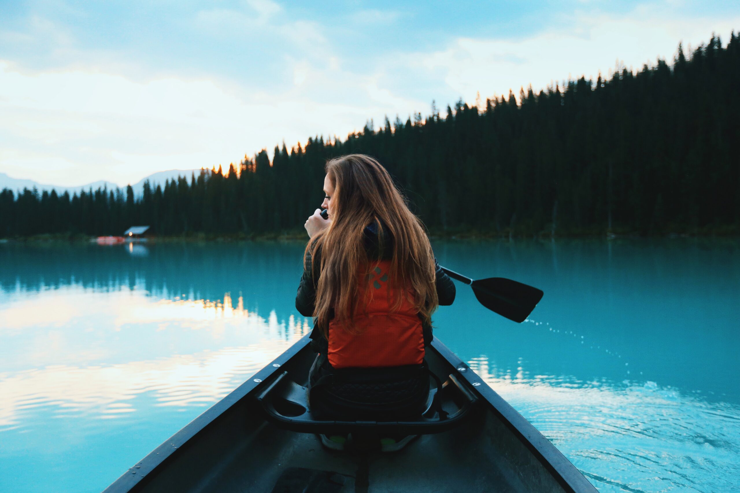 lake louise kayak scaled