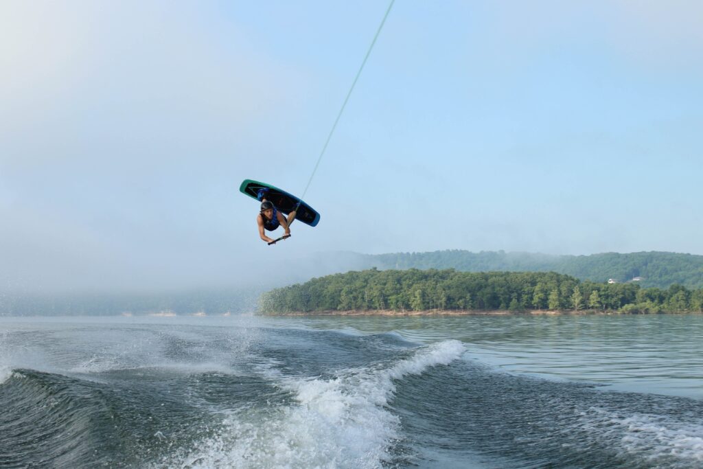 smith mountain lake wakeboarding